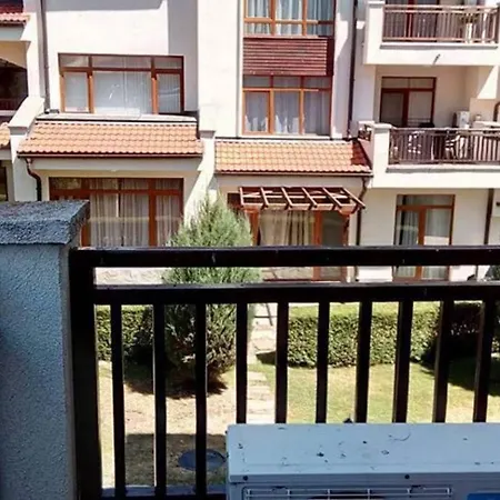 2 Bedroom Apartment At 4 Star Vineyards Spa Resort アパート *
